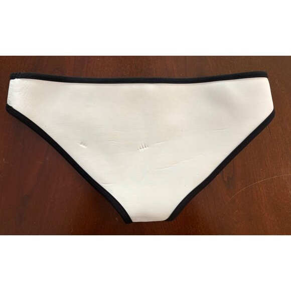 Triangl Swimwear Chloe Neoprene Bikini Bottom ONLY in White Black Medium - Picture 5 of 12